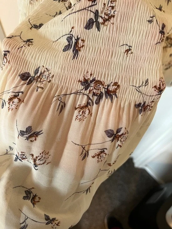 Women’s Floral Cream Maxi Skirt - Picture 6 of 13